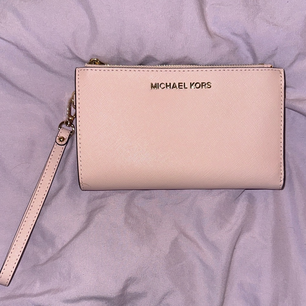 Michael Kors Blush Pink Wristlet